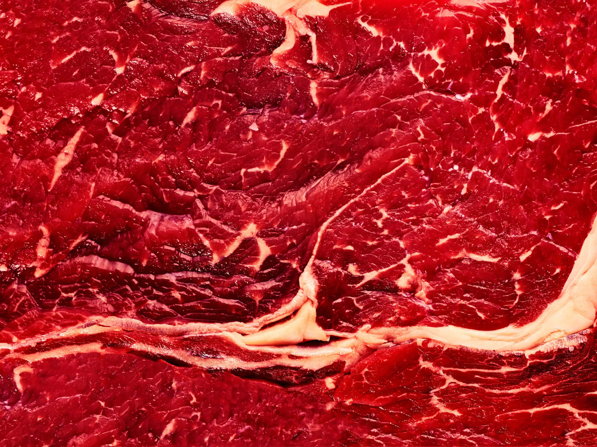 Marmoriertes rohes Rindfleisch als Rohware für halal Wurstdelikatessen von Reinweide